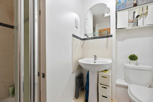 Photo 7- click for photo gallery